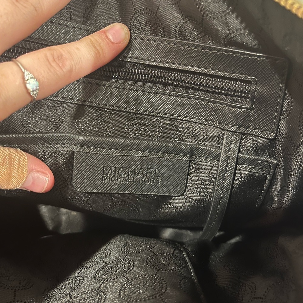 MICHAEL Michael Kors Jet Set Bag - Picture 13 of 14